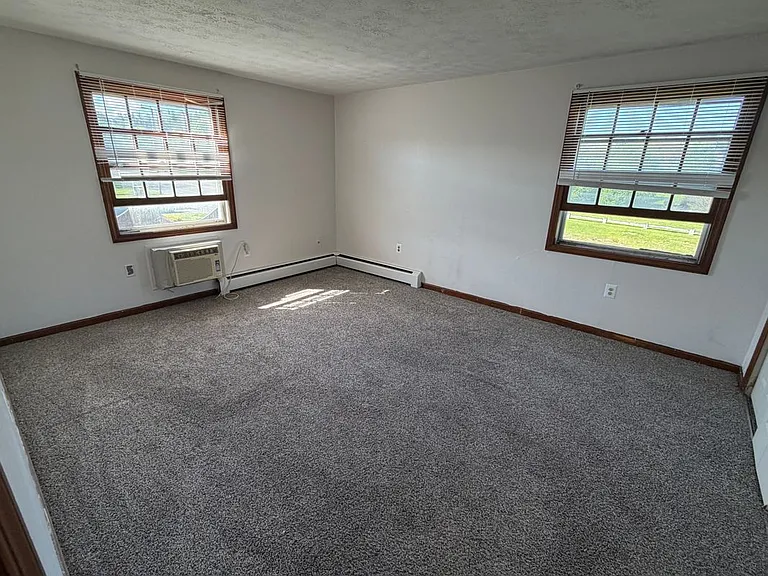 1162 Middle Tpke W #C1 — Photo 8