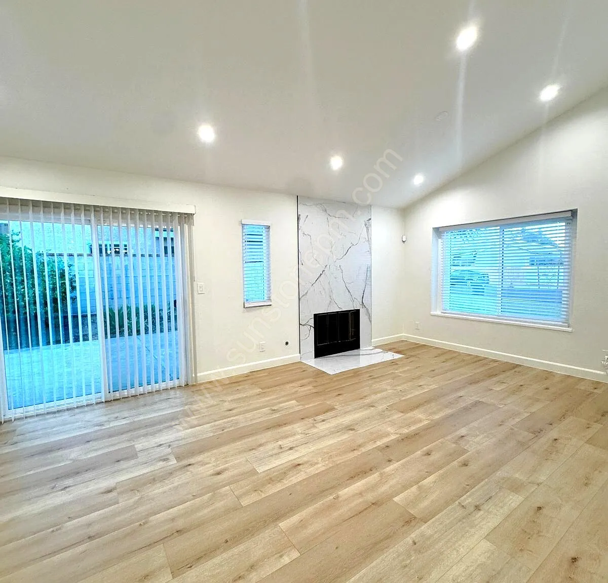 3 bed, 1574 sqft, $3,395 — Photo 4