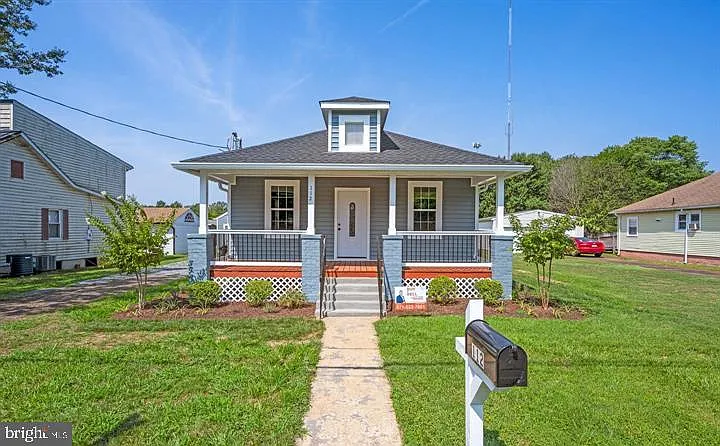 112 Hoyt St