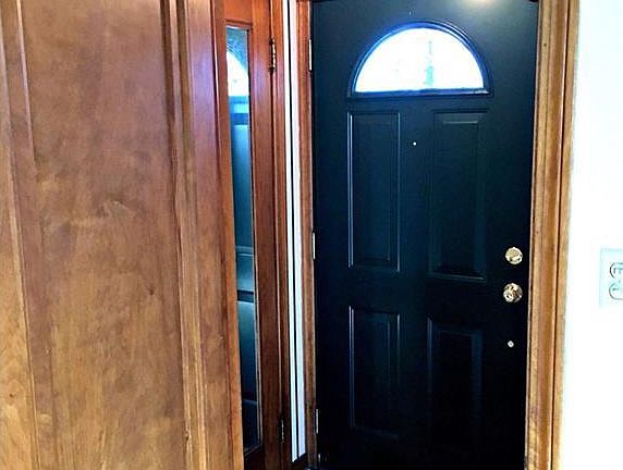 2nd image of 2220 Fairdale Ave