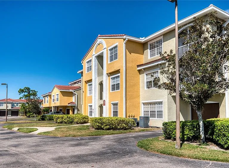 5551 Bentgrass Dr #11-303 — Photo 4
