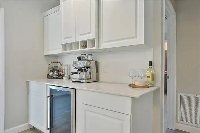 11 Dogwood Trail Ter — Photo 6