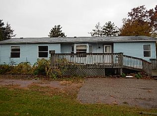 S7115 Bluff Rd, Merrimac, WI 53561
