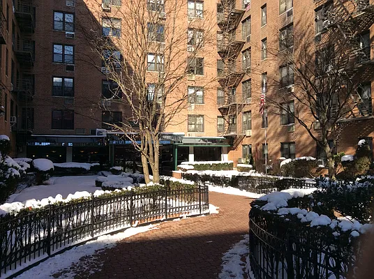 Sold by Avenue Real Estate | media 1