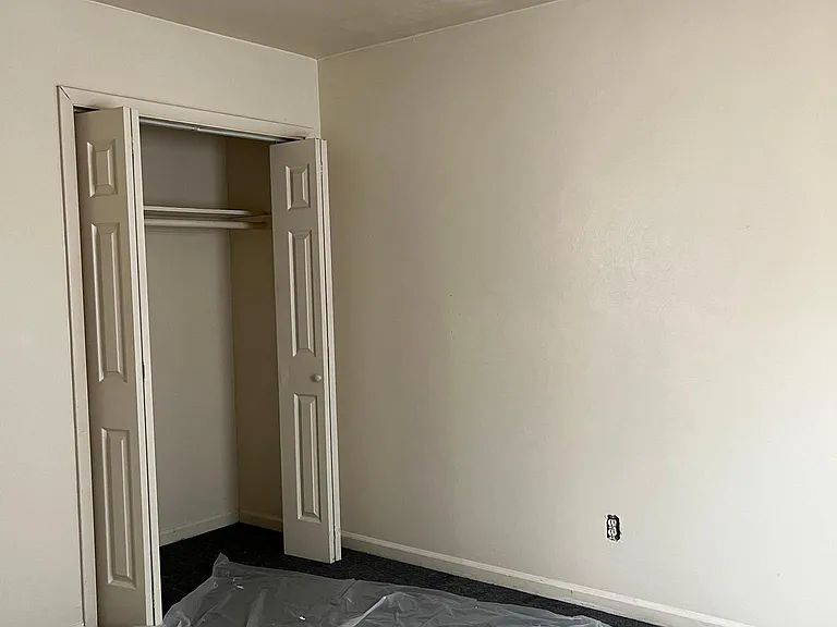 Bedroom (1)