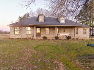 1152 Pleasant Hill Rd, Mulberry, AR 72947