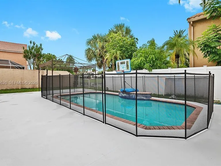 7685 NW 62nd Way — Photo 32