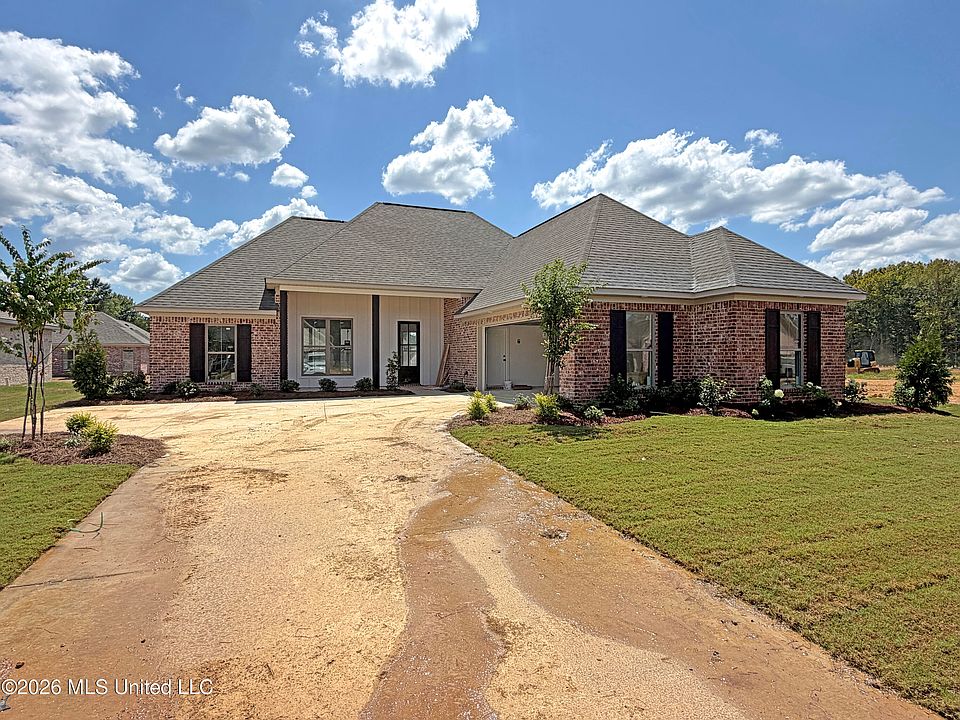 1st image of 313 Brookfield Cir
