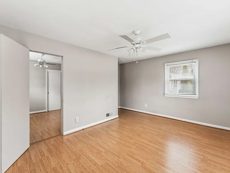 3503 Maple Ct — Photo 27