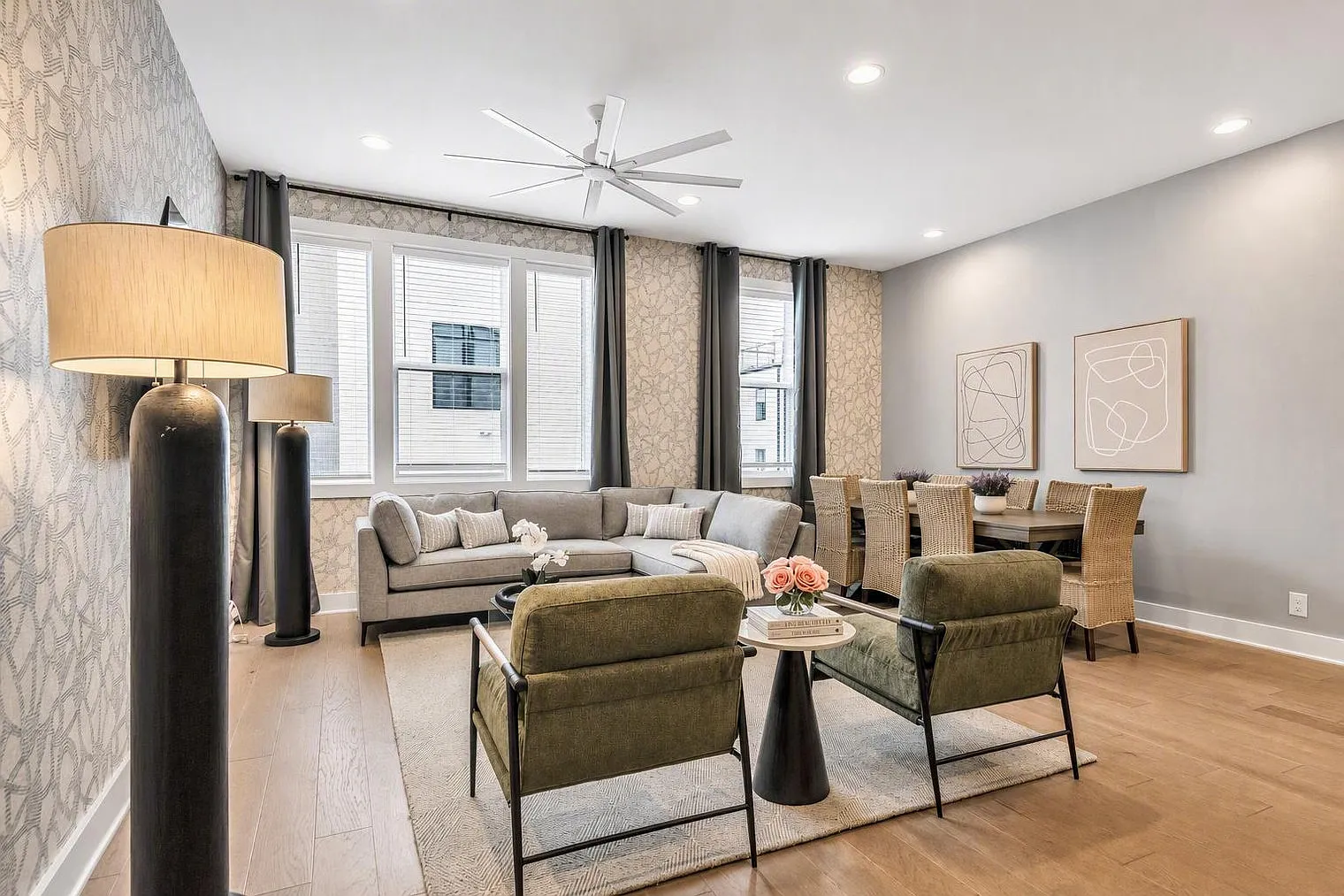 12 bed, 12.0 bath, 5995 sqft, $18,298 — Photo 4