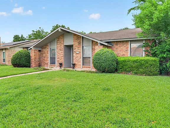 2nd image of 314 Willow Springs Ct