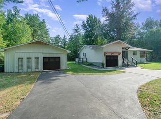 1406 E Prairie Rd, Midland, MI 48640