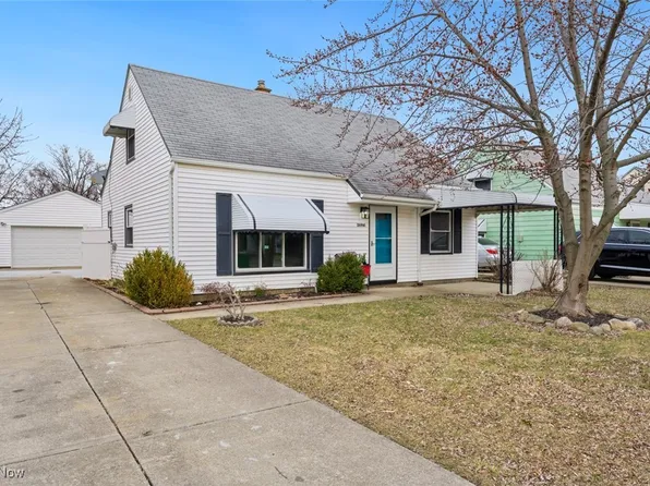 26981 Drakefield Ave, Euclid, OH 44132