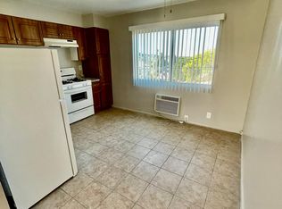 10325 Commerce Ave #6, Tujunga, CA 91042