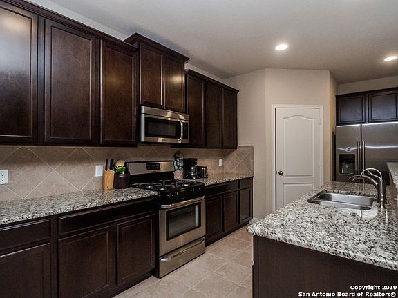 3rd image of 8830 Atwater Crk