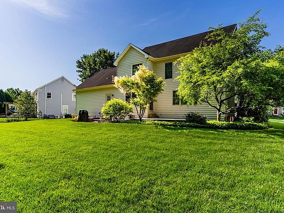 5th image of 13 Todd Rd