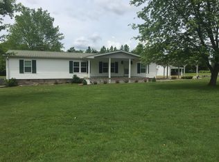 1801 Union Camp Rd, Lafayette, TN 37083