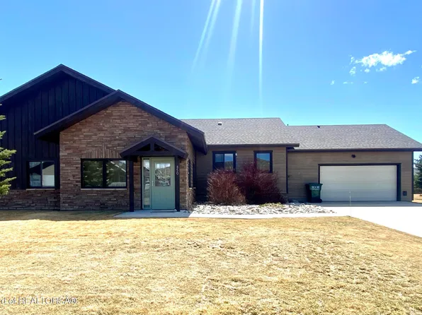 850 Grace Ln, Pinedale, WY 82941