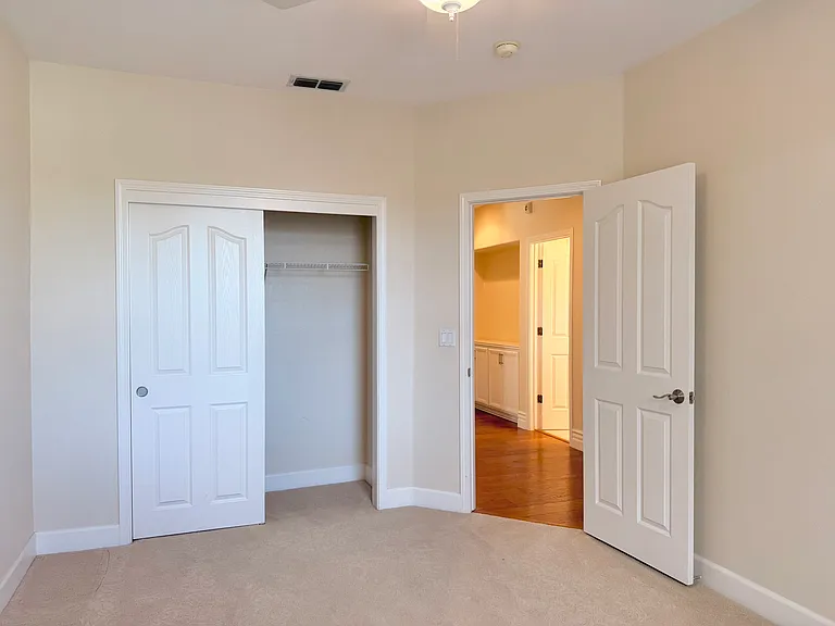 6150 Lockridge Dr — Photo 19