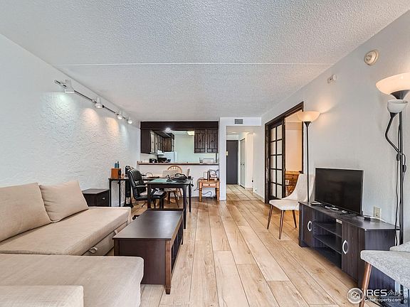 4th image of 805 29th St #359