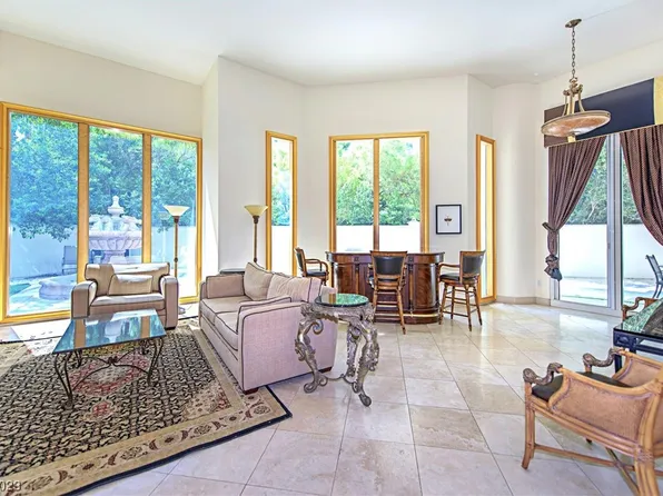 2857 Paradise Rd Unit 106, Las Vegas, NV 89109