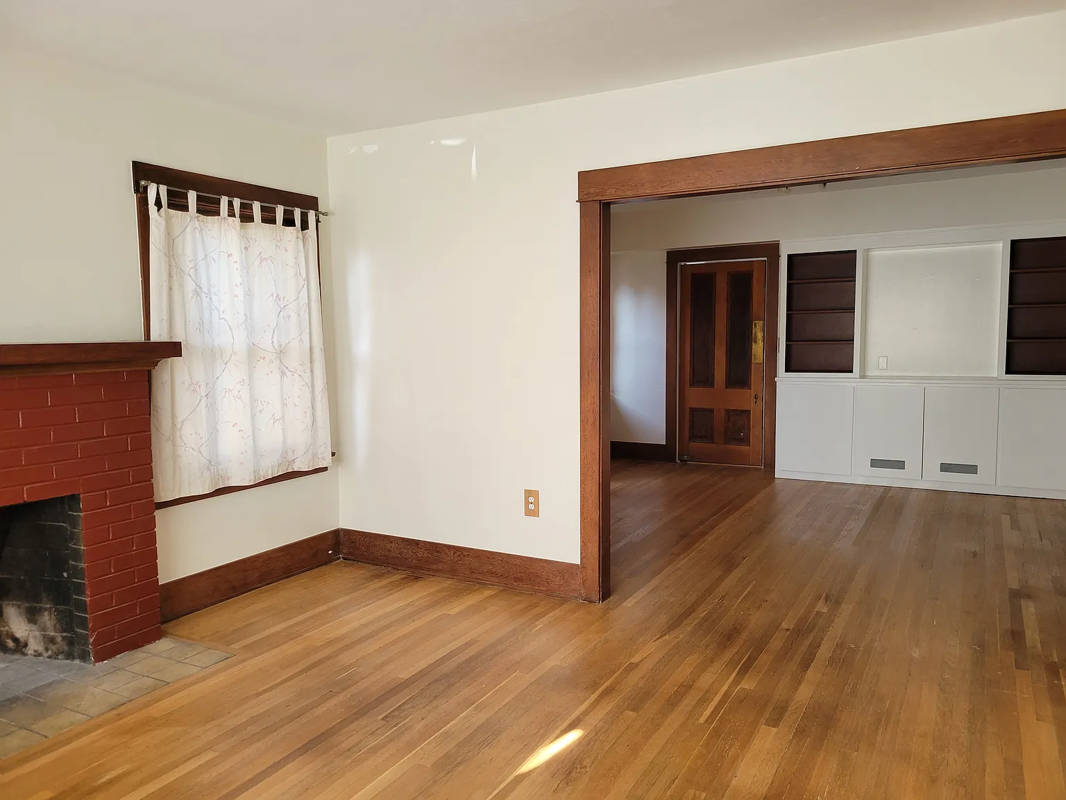 3 bed, 1800 sqft, $3,350 — Photo 4