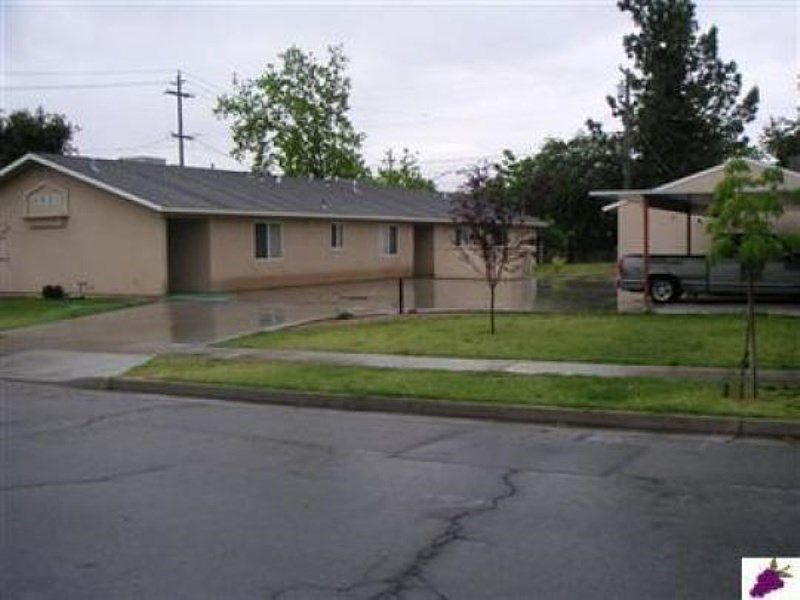 1st image of 1321 E Fedora Ave #103