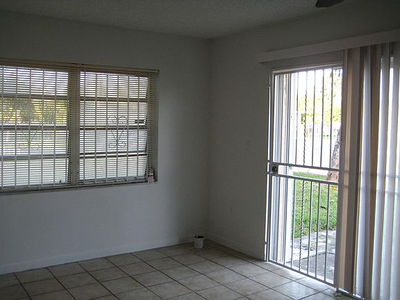 4th image of 9400 SW 170th St APT 101