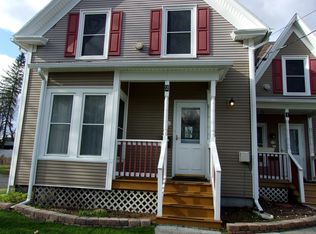 90 Elm St, Newport, VT 05855