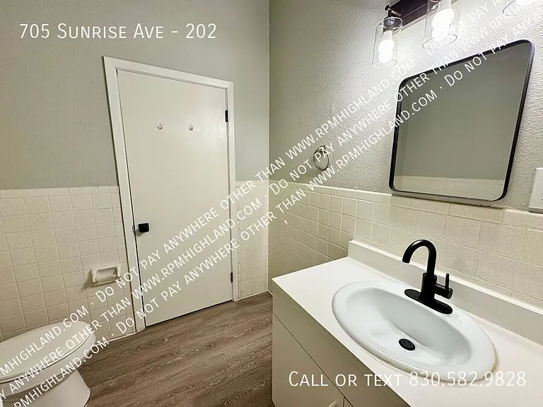 705 Sunrise Ave #202 — Photo 27