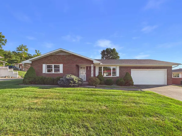 118 Franklin St, South Point, OH 45680