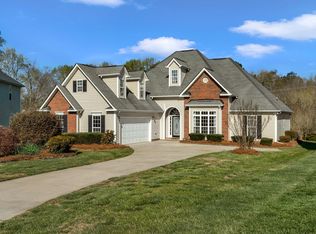 2010 Blazing Star Ln, Monroe, NC 28110