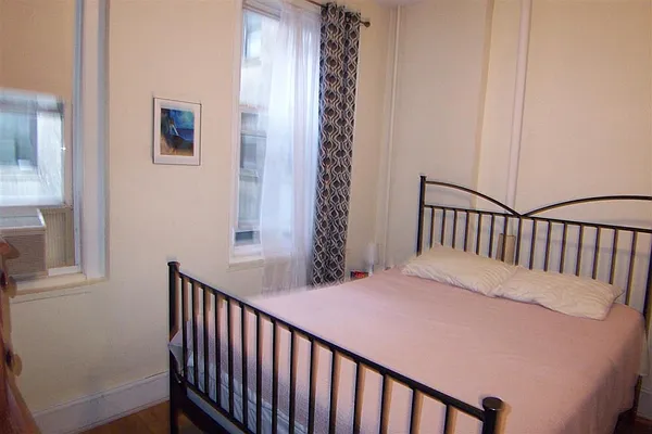 Rented by Susan Finkel, LREB | media 89