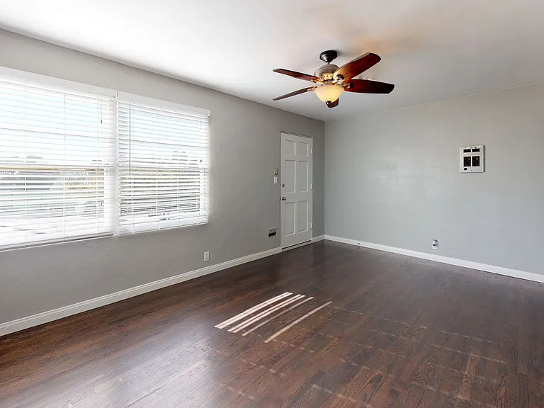 30th Street Cottages | 1 Bedroom Apartments in Golden Hill — Photo 11
