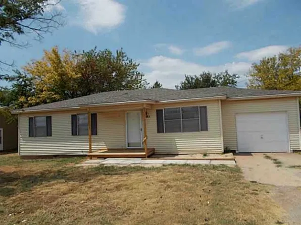 606 S 6th St, Tecumseh, OK 74873
