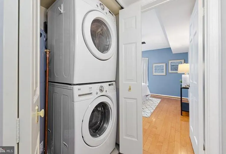 7600 Tremayne Pl #212 — Photo 5