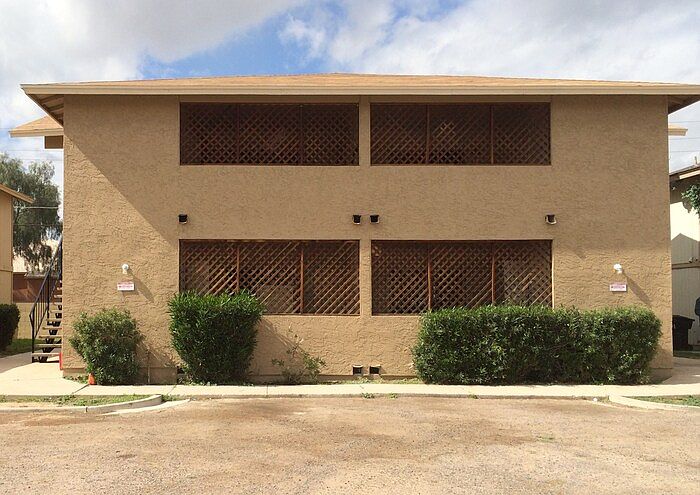 1st image of 1908 N Spring APT 202