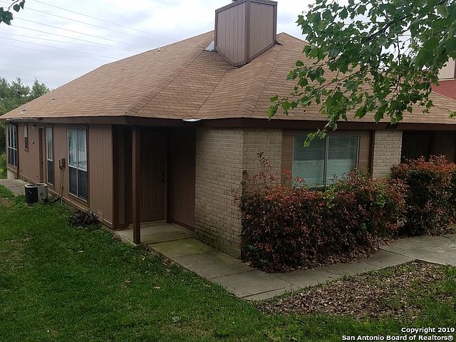 1st image of 8414 Cranberry Hl #1