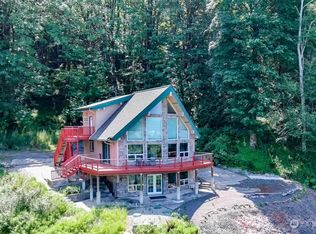 372 Beach Dr, Quilcene, WA 98376