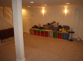 25 Charles St, Randolph, NJ 07869