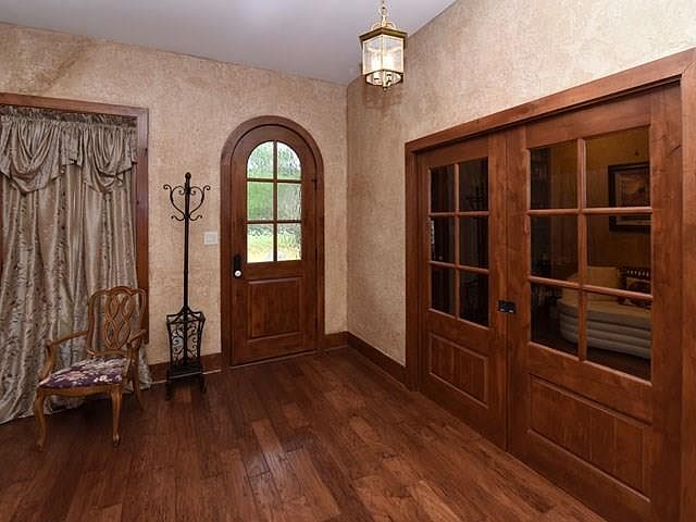 1st image of 28181 Horse Shoe Ln