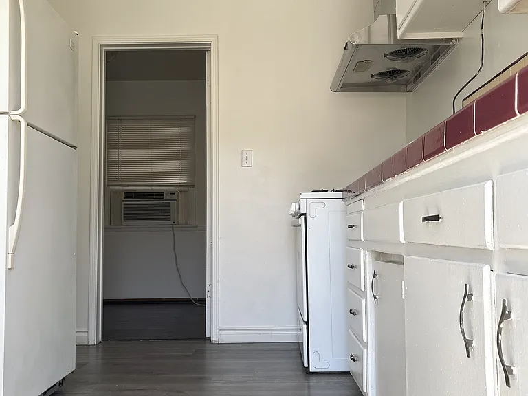 1712 Huntington Dr #A — Photo 14