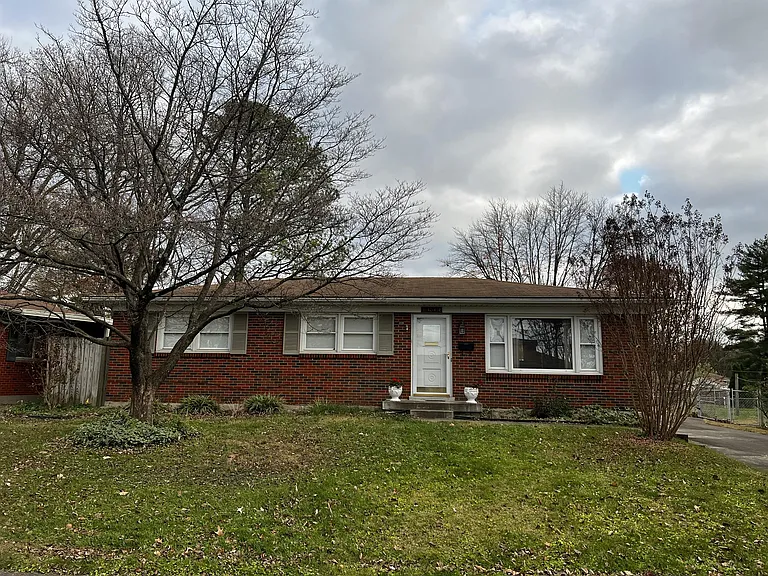 4214 Blossomwood Dr — Photo 2