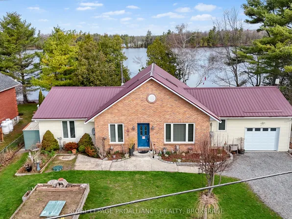4909 Alex McLean Ln, South Frontenac, ON K0H 1H0
