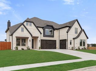 151 Memory Ln, Waxahachie, TX 75165