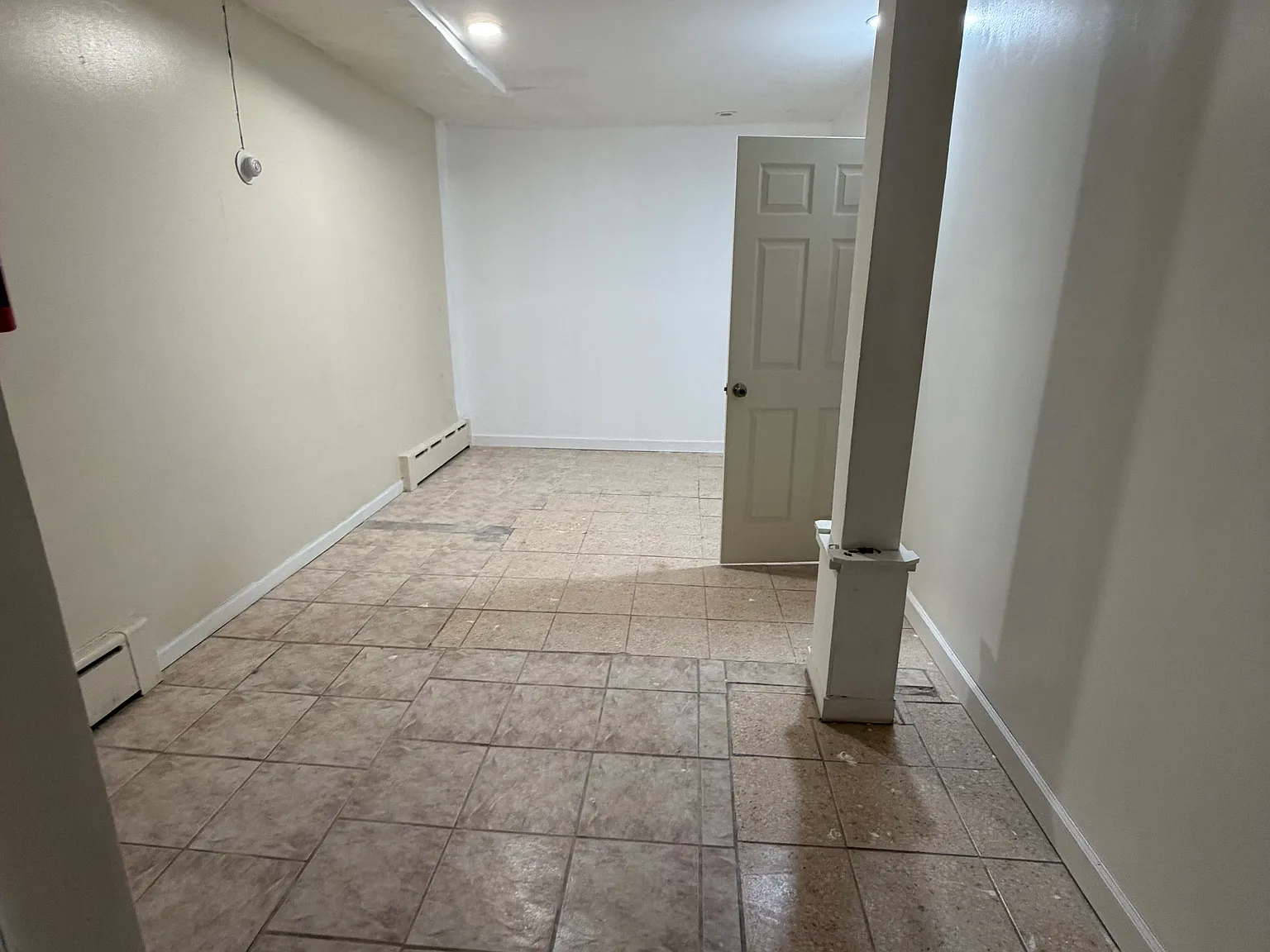 1 bed, $1,400 — Photo 2