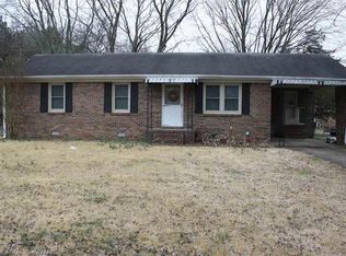 204 Three Point Rd, Martin, TN 38237