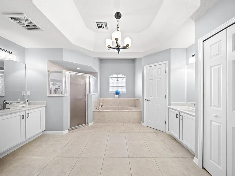 5918 NW Hann Dr — Photo 42