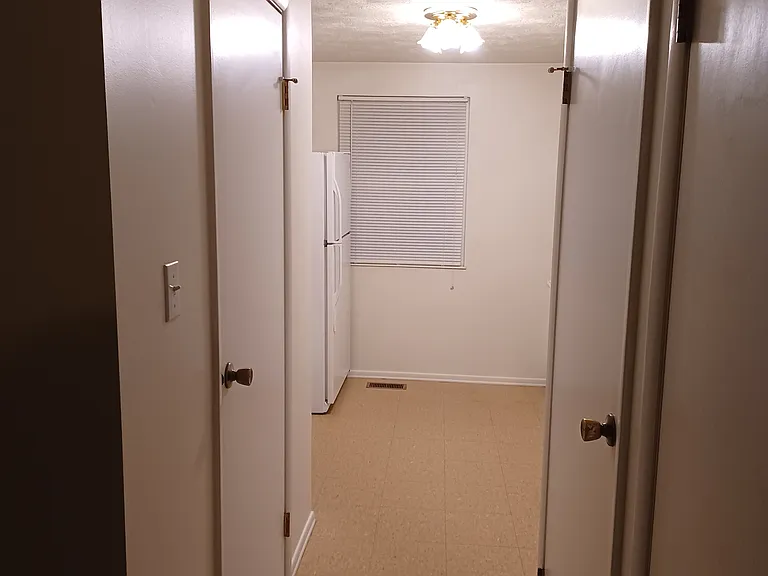 1901 Kirkby Dr — Photo 12