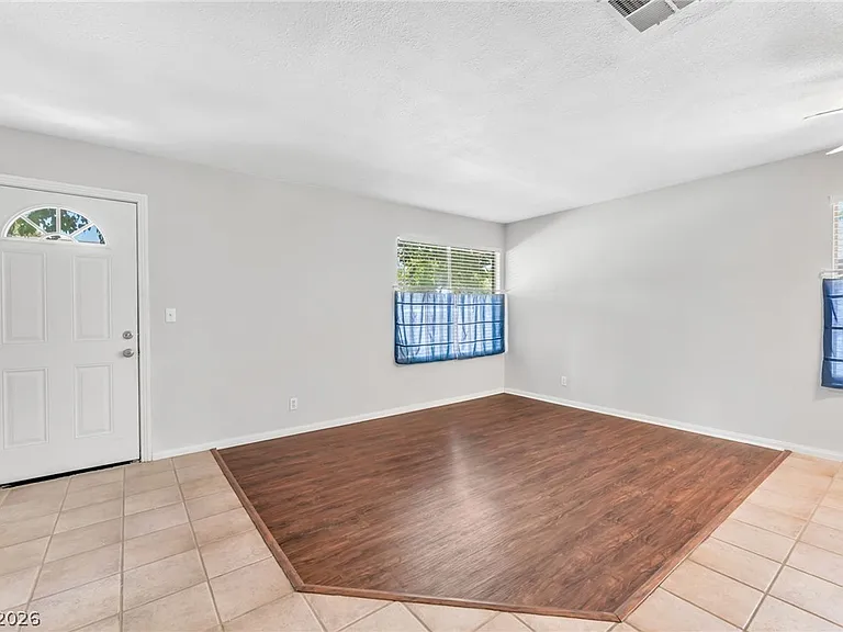 1438 Lorilyn Ave #1 — Photo 6